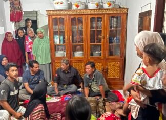 Polsek Baras Sambangi Rumah Duka Korban Terkaman Buaya di Sungai Lariang